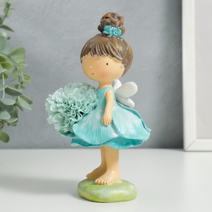 Сувенир полистоун Сувенир полистоун "Малышка-фея в голубом, с цветком" 15,5х8х8 см