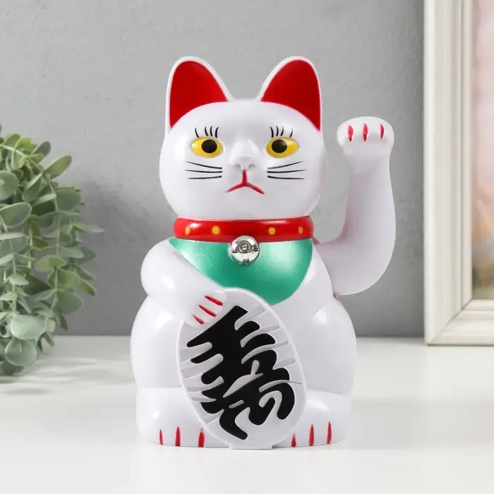 Маятник настольный антистресс &laquo;Манэки-нэко белый&raquo;, пластик, от батареек 2&times;АА, 21&times;14&times;11.3 см