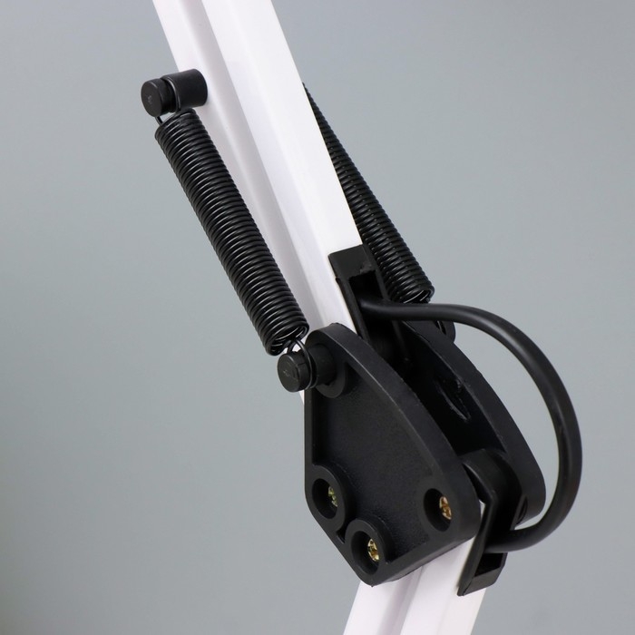 Настольная лампа "Юника" Е27 40Вт белый 14,5х14,5х53 см RISALUX