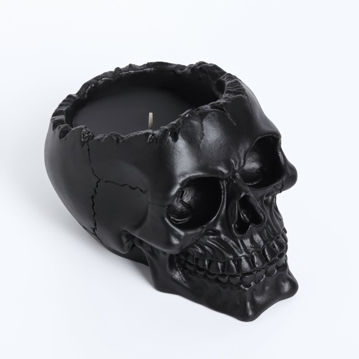 Свеча ароматическая в бетоне  Свеча ароматическая в бетоне "Черный череп", 14х11 см, цитрус-эвкалипт
