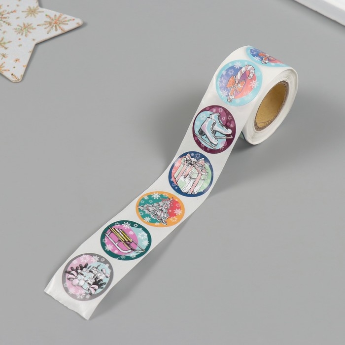 Наклейка бумага Наклейка бумага "Нарисованный Новый год" d=2,5 см 252 шт в рулоне