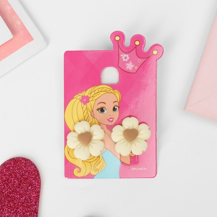 Клипсы детские «Выбражулька» цветок с сердечком, цвет бежево-коричневый Клипсы детские «Выбражулька» цветок с сердечком, цвет бежево-коричневый