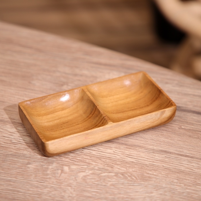 Соусница двойная, тиковое дерево 14х7х2 см Соусница двойная, тиковое дерево 14х7х2 см