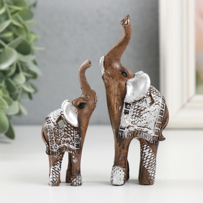 Сувенир полистоун Сувенир полистоун "Два слоника в серебристой попоне" набор 2 шт 11х8,3х3,5 см