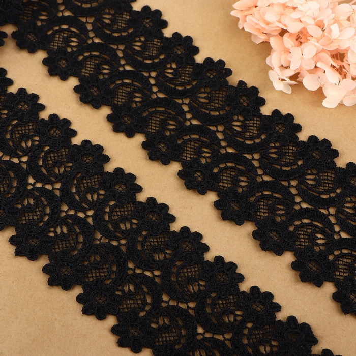 Кружево гипюровое, 65 ± 5 мм × 6,8 ± 0,5 м, цвет чёрный