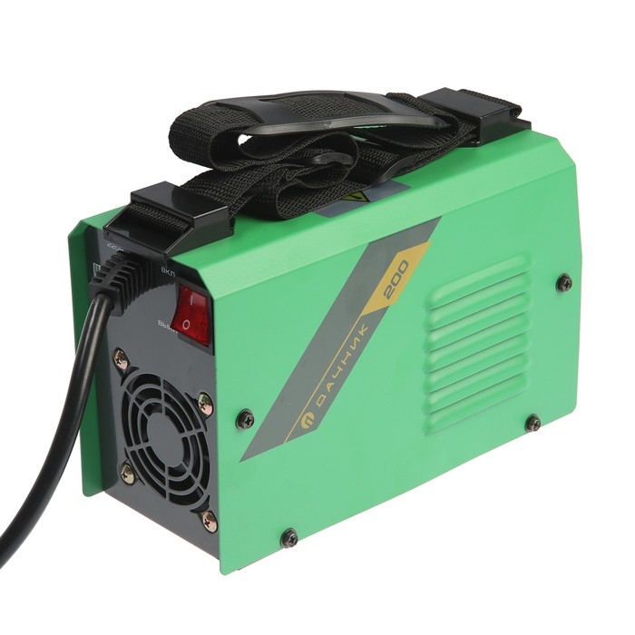 Сварочный аппарат инверторный FOXWELD Дачник 200, 5300 Вт, 20-200 А, d=4 мм, Hot start Сварочный аппарат инверторный FOXWELD Дачник 200, 5300 Вт, 20-200 А, d=4 мм, Hot start