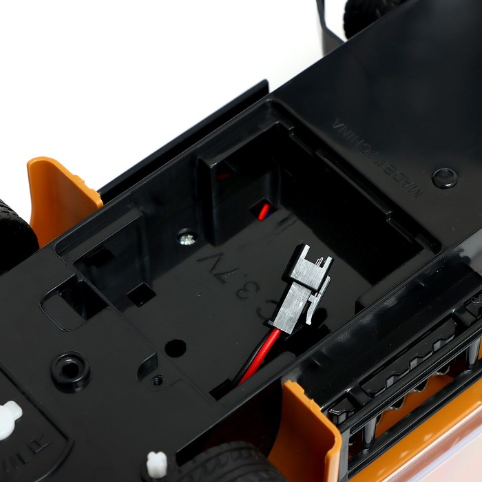 Грузовик радиоуправляемый «Автовоз», с 5 машинками, работает от аккумулятора, цвет жёлтый Грузовик радиоуправляемый «Автовоз», с 5 машинками, работает от аккумулятора, цвет жёлтый