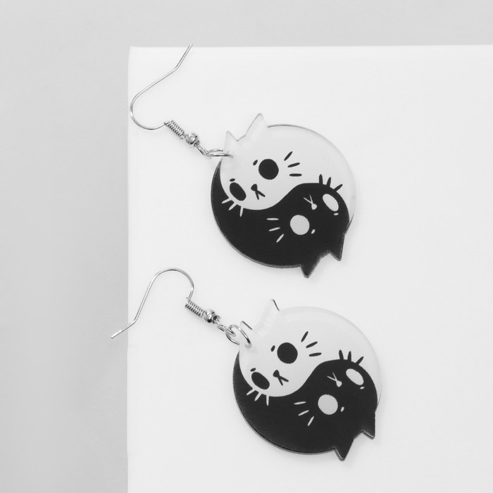 Серьги акрил «Инь-ян» котики, цвет чёрно-белый Серьги акрил «Инь-ян» котики, цвет чёрно-белый
