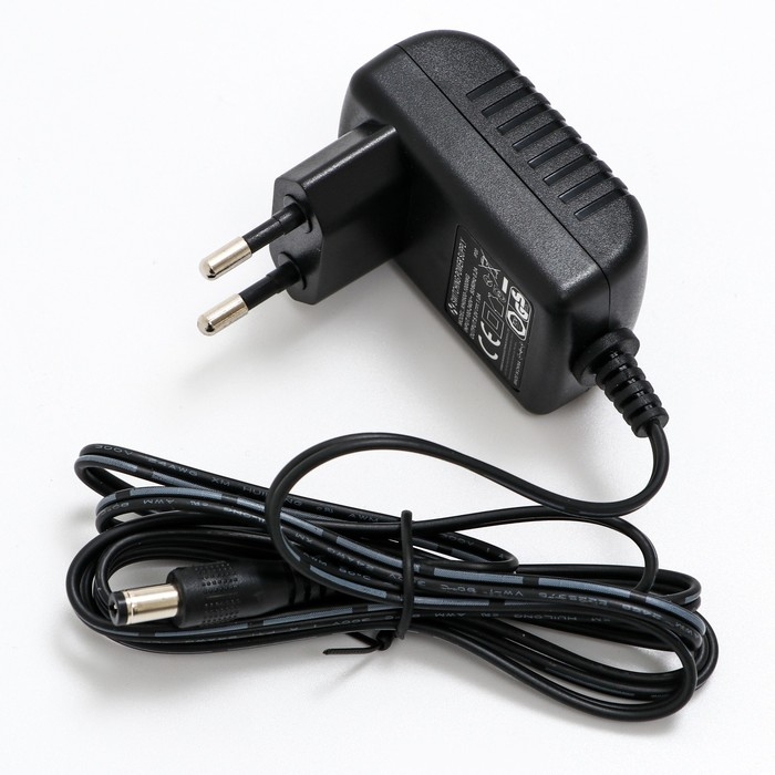 Умная автокормушка, контейнер 5,5 л, с Wi-Fi, функция записи голоса, белая Умная автокормушка, контейнер 5,5 л, с Wi-Fi, функция записи голоса, белая