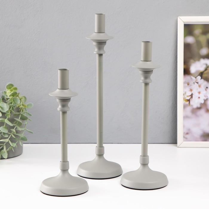 Подсвечник металл на 1 свечу d=2 см Подсвечник металл на 1 свечу d=2 см "Стиан" набор 3 шт 10,5х10,5х35 30 25 см