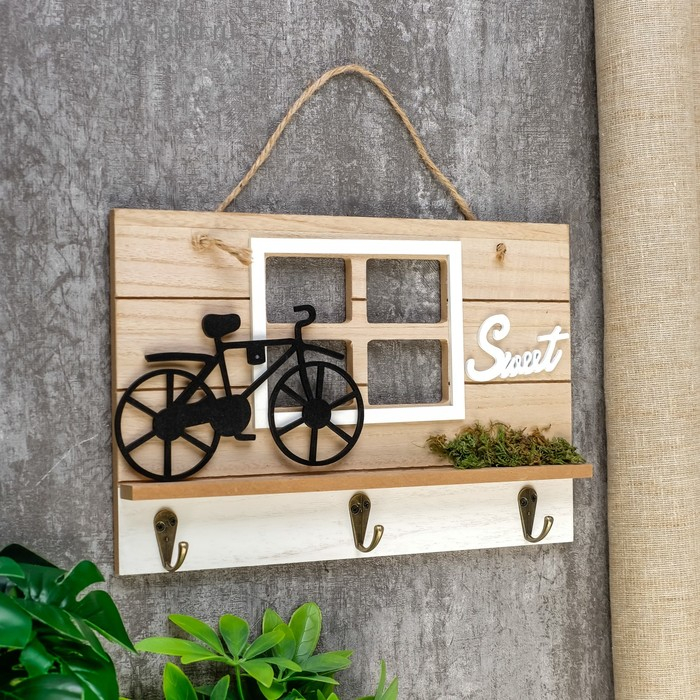 Крючки декоративные дерево Крючки декоративные дерево "Велосипед на лужайке у дома" 20х2,5х30 см