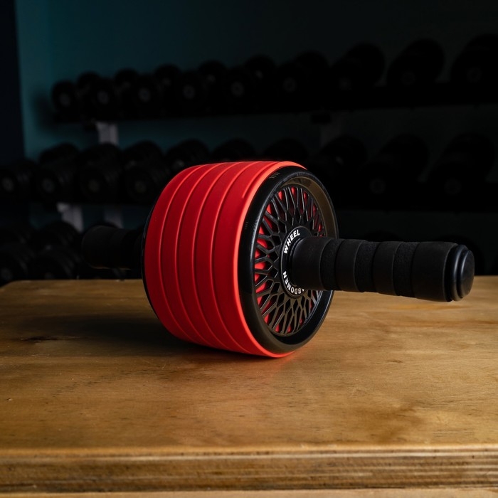 Ролик для пресса ONLYTOP, 34х13х13 см, с ковриком, цвет красный Ролик для пресса ONLYTOP, 34х13х13 см, с ковриком, цвет красный