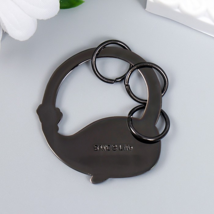 Брелок-ключница металл Брелок-ключница металл "Китёнок пускает фонтан" 4,1х4,5 см