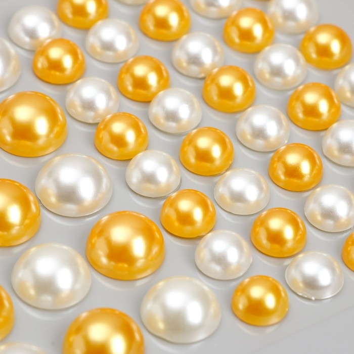 Наклейка пластик стразы Наклейка пластик стразы "Полужемчужины разных размеров" белые и оранжевые9,5х11 см