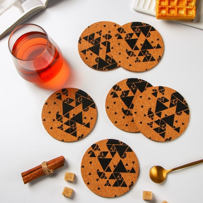 Набор подставок под горячее Доляна «Треугольники», 6 шт, d=10 см Набор подставок под горячее Доляна «Треугольники», 6 шт, d=10 см