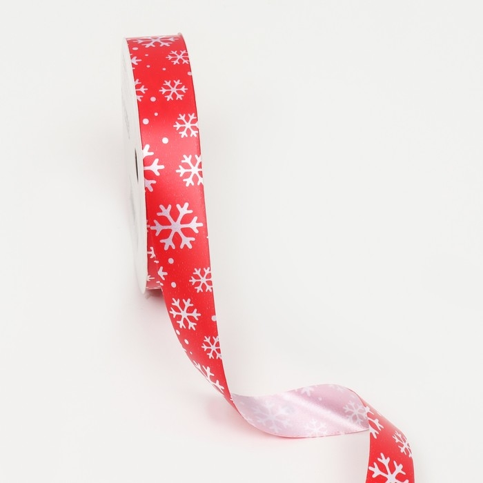 Новый год. Лента для декора и подарков, снежинки, 2 см х 45 м Новый год. Лента для декора и подарков, снежинки, 2 см х 45 м