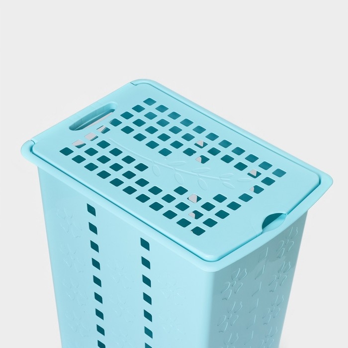 Корзина бельевая с крышкой «Виолетта», 30 л, 37×25×48 см, цвет голубой Корзина бельевая с крышкой «Виолетта», 30 л, 37×25×48 см, цвет голубой