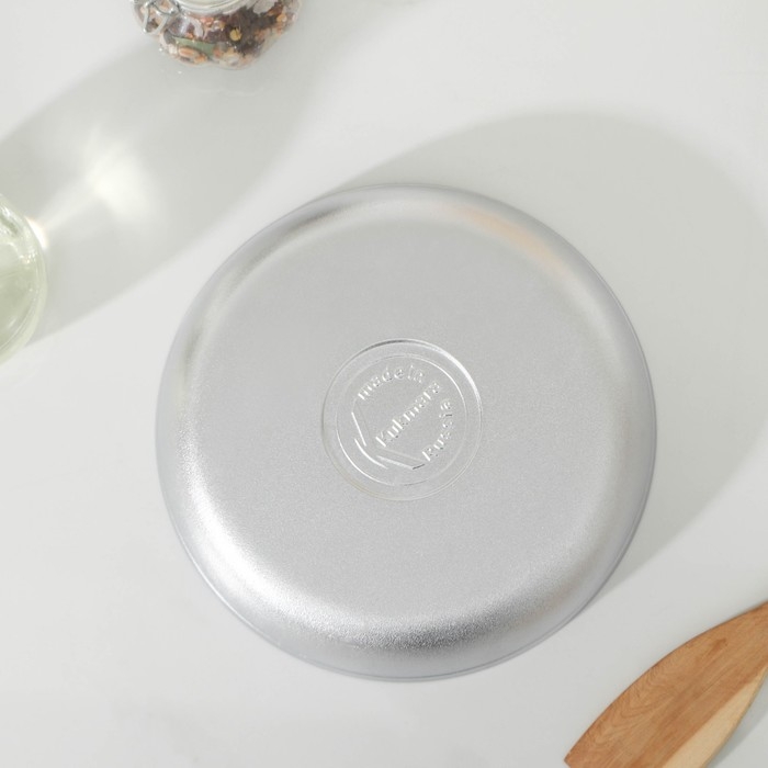 Сковорода, d=18 см, цвет хромированный Сковорода, d=18 см, цвет хромированный