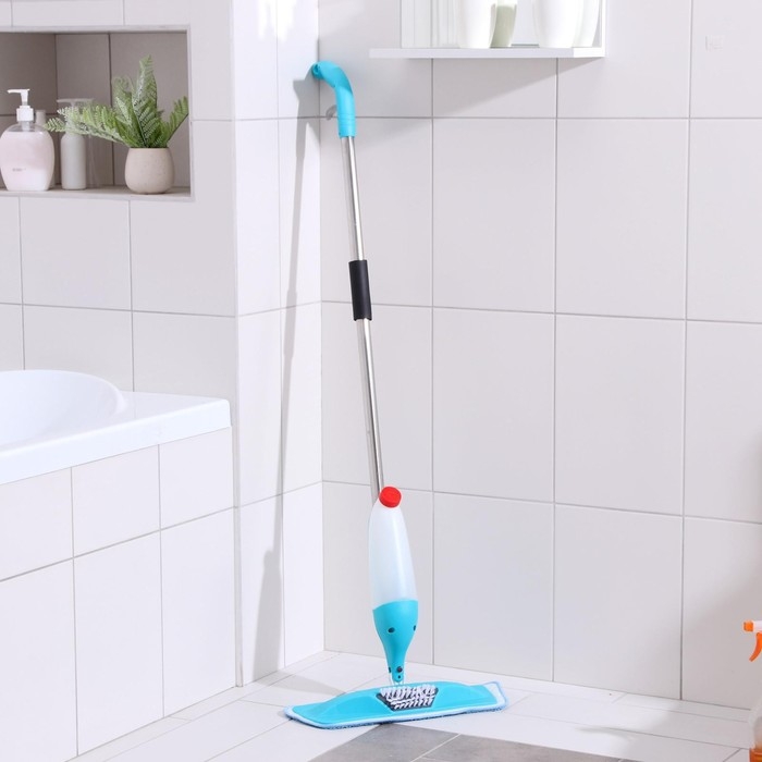 Швабра для мытья пола с распылителем и щёткой Доляна, насадка из микрофибры 41×14 см, стальная ручка 120 см, цвет МИКС Швабра для мытья пола с распылителем и щёткой Доляна, насадка из микрофибры 41×14 см, стальная ручка 120 см, цвет МИКС