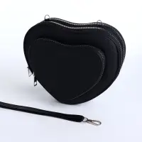 Сумка женская кросс-боди на молнии, в форме сердца, 20&times;5&times;16 см, чёрная