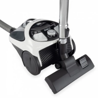 Пылесос HYV-C1995 1,5л 1800Вт белый