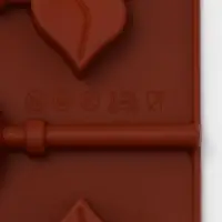 Форма для леденцов Доляна &laquo;Поцелуй&raquo;, силикон, 24&times;9.4&times;1.5 см, 6 ячеек (4&times;2.4 см), с палочками, коричневая