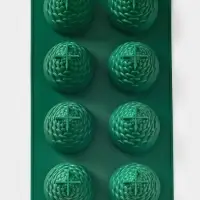 Форма для выпечки новогодняя Доляна &laquo;Шишки&raquo;, 8 ячеек (4&times;5.5&times;6.7 см), 29.8&times;17.3&times;7.5 см, силикон, зелёная
