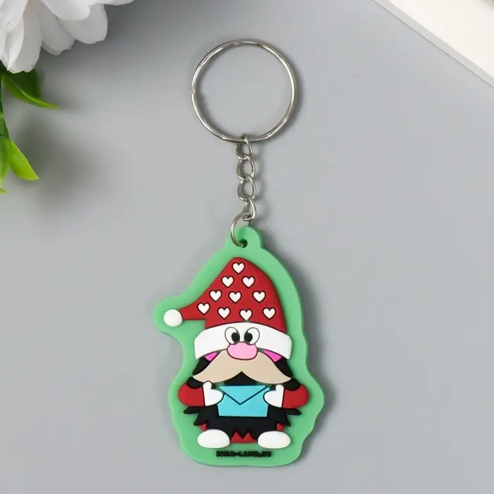 Брелок резина Брелок резина "Гном в новогоднем колпаке с сердечками, с письмом" 5,5х4 см