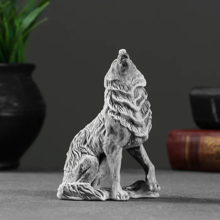 Фигурка &laquo;Волк воет малый&raquo;, 10 см