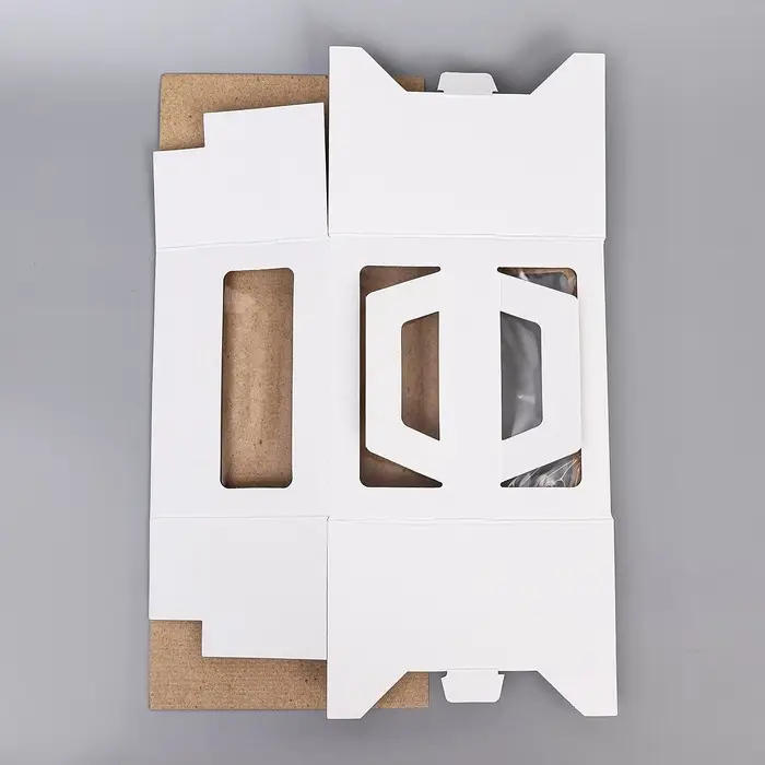 Коробка под торт 2 окна, с ручками, белая, 22&times;22&times;15 см