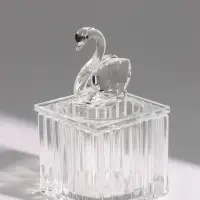 Шкатулка стекло квадрат "Лебедь" прозрачная 5,4х5,4х10,2 см