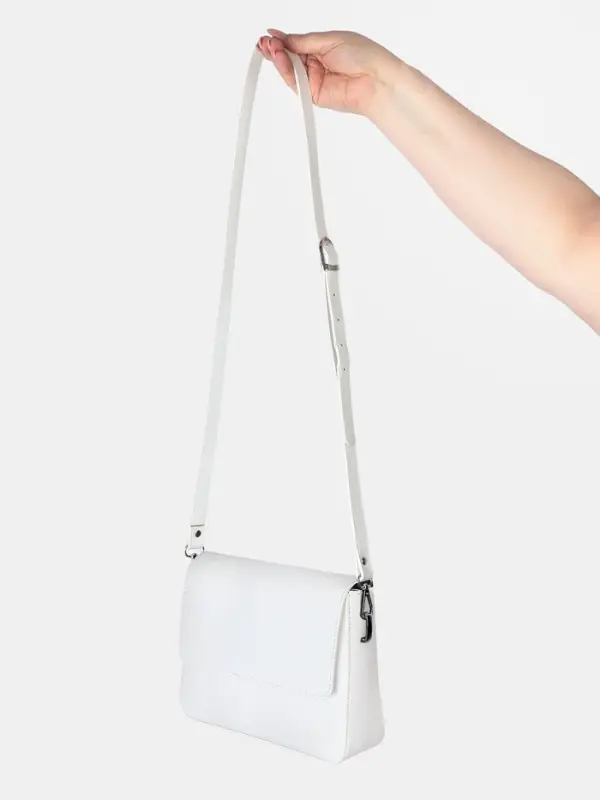 Ручка для сумки из экокожи, с карабинами, 125&times;1.8 см, цвет молочный