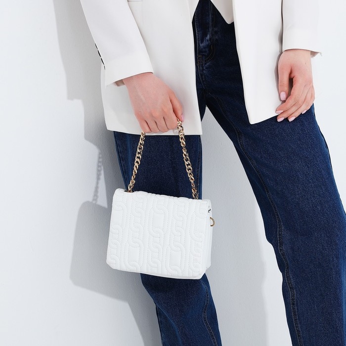 Сумка-мессенджер на магнитах, цвет белый Сумка-мессенджер на магнитах, цвет белый