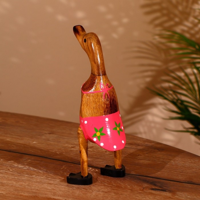 Сувенир "Утка в купальнике " дерево 25 см