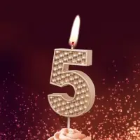 Свеча в торт на шпажке "Жемчужная", цифра "5", шампань