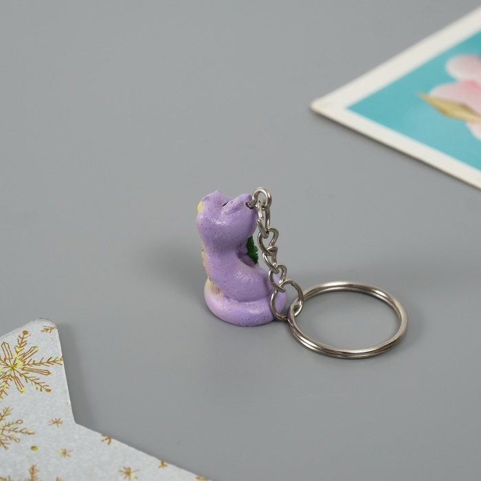 Брелок полистоун Брелок полистоун "Змейка с ёлочкой" МИКС 2х1,5х2,5 см