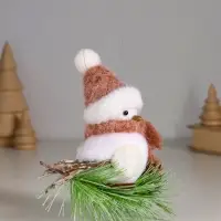 Фигурка &laquo;Белая птичка в золотом колпаке на веточке ели&raquo;, 13&times;6&times;12.5 см