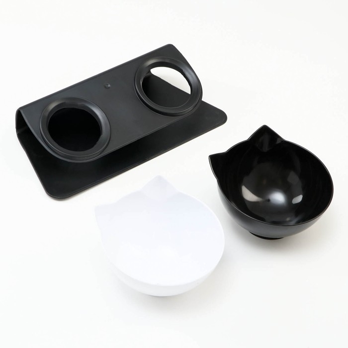 Миски пластиковые на чёрной подставке 27,5 х 14 х 15 см чёрная/белая Миски пластиковые на чёрной подставке 27,5 х 14 х 15 см чёрная/белая