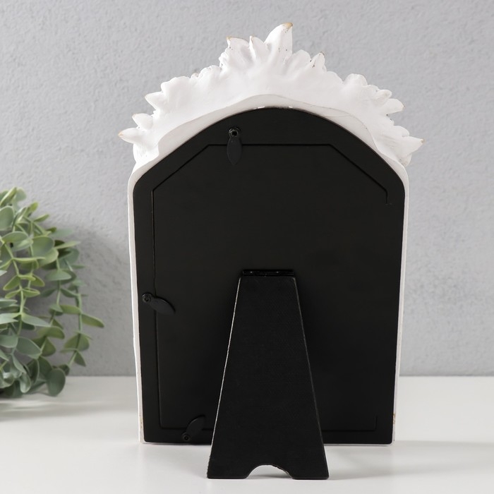 Фоторамка полистоун 13х18 см Фоторамка полистоун 13х18 см "Цветочный венок" 25х16,5х2 см