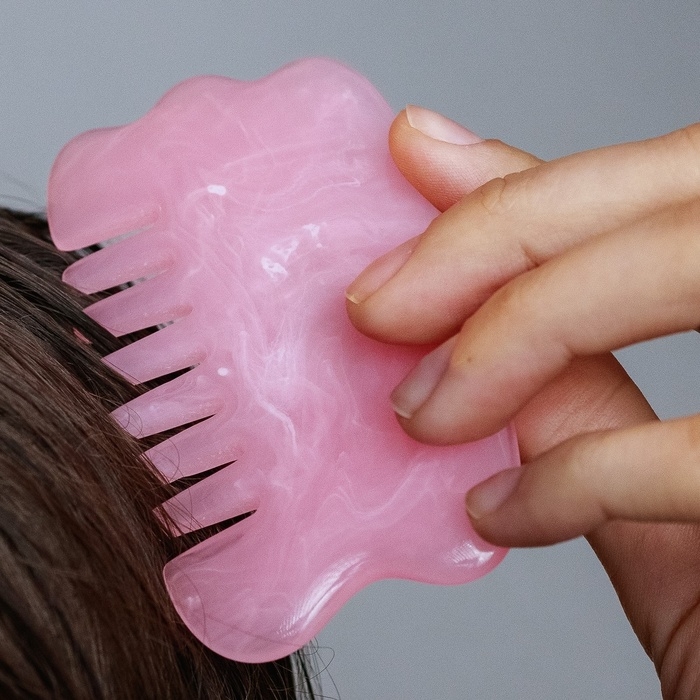 Массажёр Гуаша «Гребешок», 8,5 × 5 см, цвет розовый Массажёр Гуаша «Гребешок», 8,5 × 5 см, цвет розовый