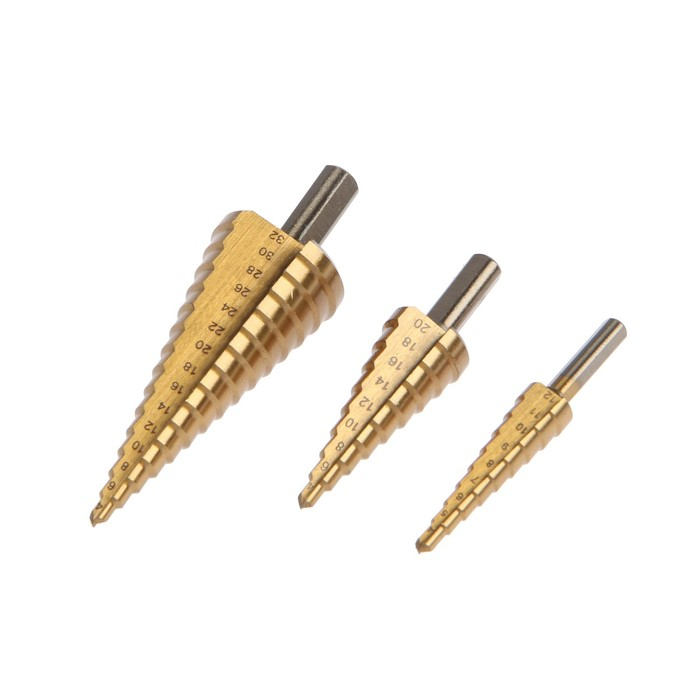 Набор сверл ступенчатых ТУНДРА, HSS, TiN, трехгр. хвост., 4-12 мм, 4-20 мм, 4-32 мм, 3 шт. Набор сверл ступенчатых ТУНДРА, HSS, TiN, трехгр. хвост., 4-12 мм, 4-20 мм, 4-32 мм, 3 шт.