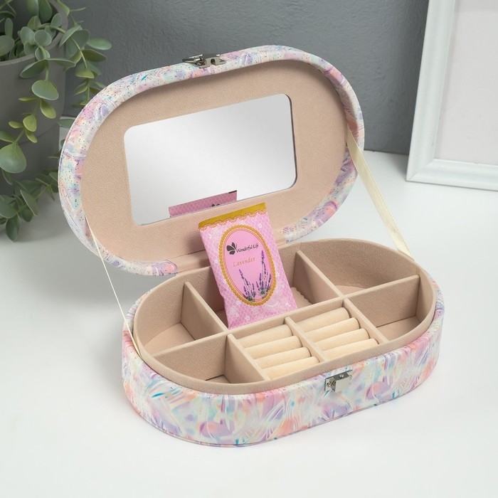 Шкатулка кожзам для украшений Шкатулка кожзам для украшений "Мазки краски" серебристые точки сирень 13,5х22,5х6,5 см