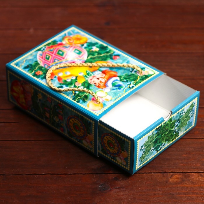 Новый год. Подарочная коробка Новый год. Подарочная коробка "Новогодние эльфы" 16,5 х 7,9 х 20,8 см.