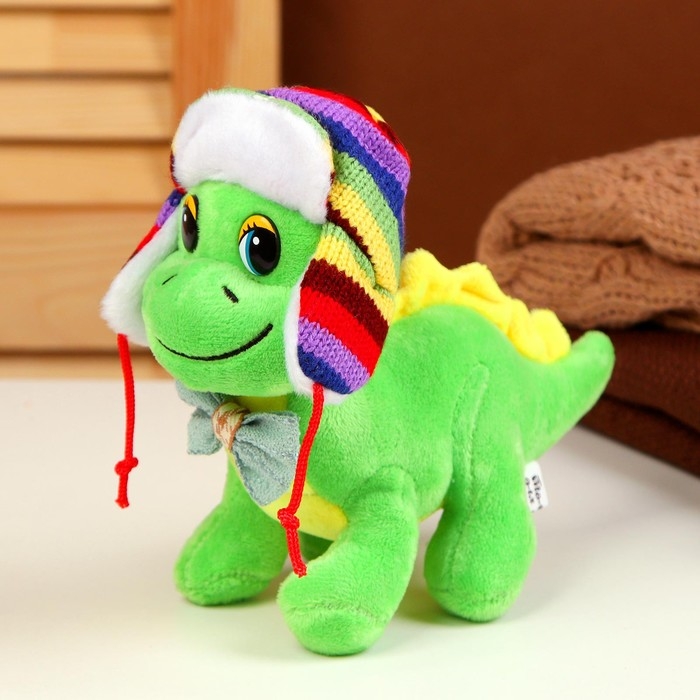 Мягкая игрушка «Дракон», в разноцветной шапке-ушанке, 16 см, цвет зелёный Мягкая игрушка «Дракон», в разноцветной шапке-ушанке, 16 см, цвет зелёный