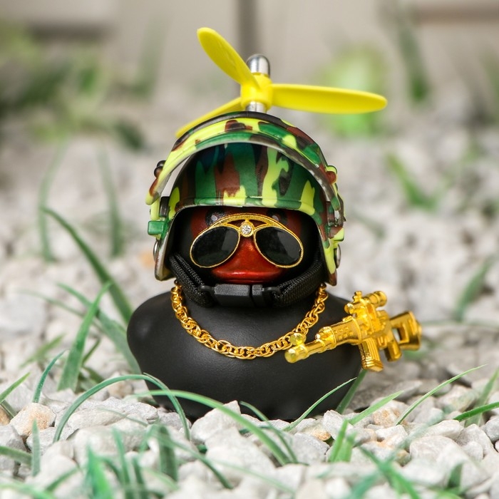 Утка с пропеллером черная, шлем хакки Утка с пропеллером черная, шлем хакки