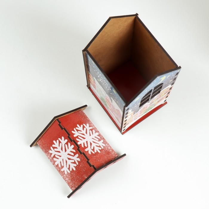 Новогодний чайный домик  Новогодний чайный домик "С Новым годом" 20х10,5х9.5 см