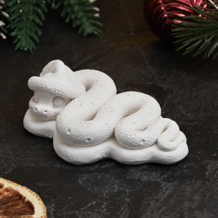 Новый год. Символ 2025. Фигура для раскраски  Новый год. Символ 2025. Фигура для раскраски "Змея в колпаке", 8,5 х 6 х 3 см