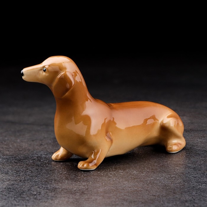 Сувенир Сувенир "Такса малая", ручная работа, фарфор