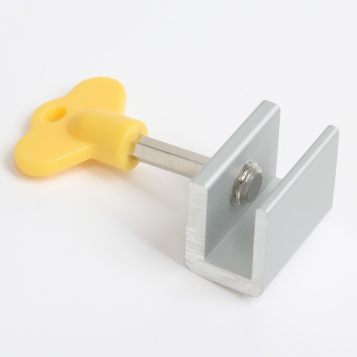 Блокиратор для окон и раздвижных дверей «Ключик», под профиль 10 мм, цвет желтый, Крошка Я Блокиратор для окон и раздвижных дверей «Ключик», под профиль 10 мм, цвет желтый, Крошка Я