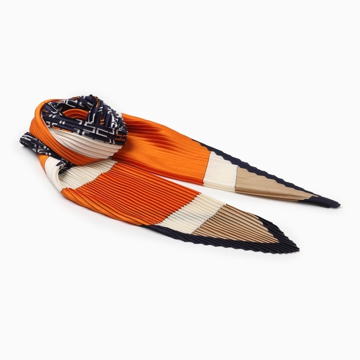 Плиссированный женский платок MINAKU, 70*70, цв.темно-синий Плиссированный женский платок MINAKU, 70*70, цв.темно-синий